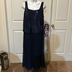 Alex Evenings Formal Dress. 16 W